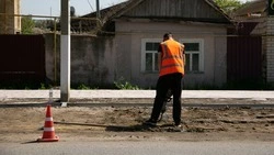 Тротуар обустраивают в посёлке Горьковском 