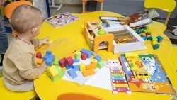 Услугой по присмотру за детьми воспользовались 115 семей Новоалександровского округа