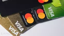 Карты VISA и MasterCard российских банков продолжают работать на территории России